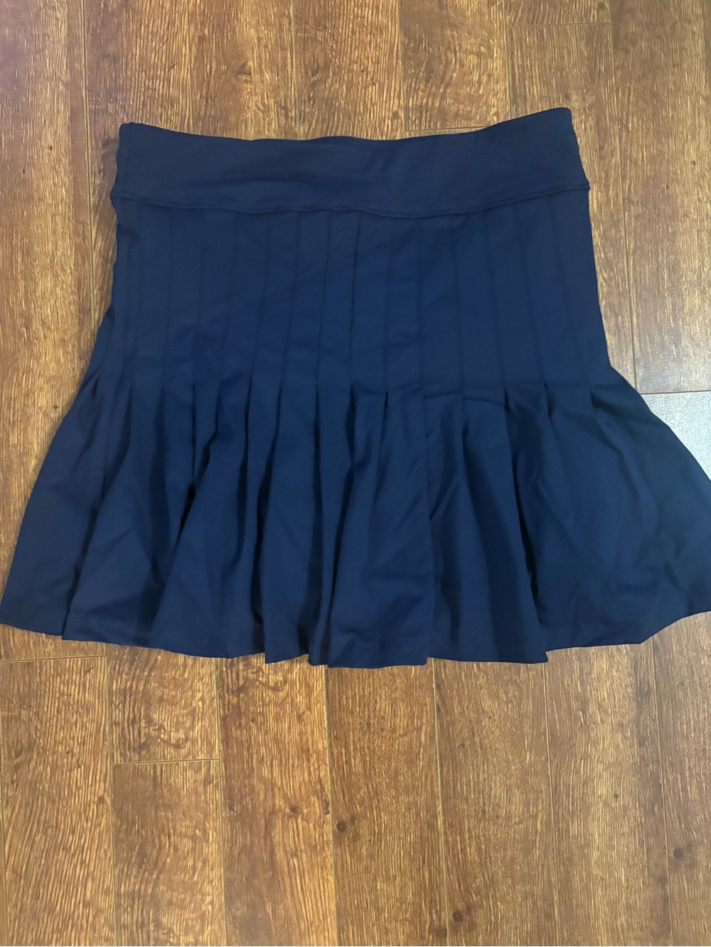 Women's Navy Pleated Athletic Skort - medium NWT